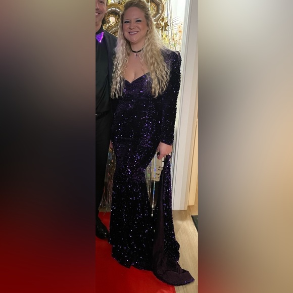 Long Purple Sequin Gown with train - Picture 7 of 7